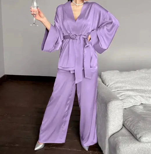 Lay me down tonight - Satin Sleepwear Set